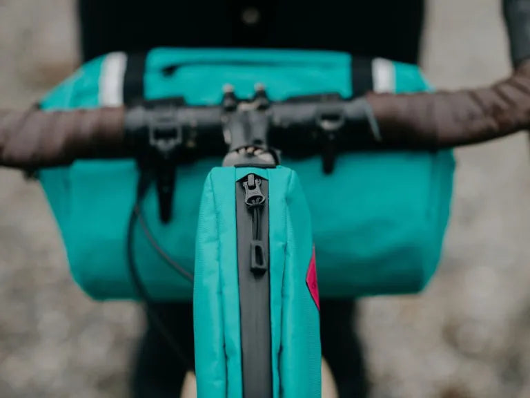 Swift Industries Moxie Top Tube Bag - Treadly Bike Shop Swift Industries Moxie Top Tube Bag - Treadly Bike Shop